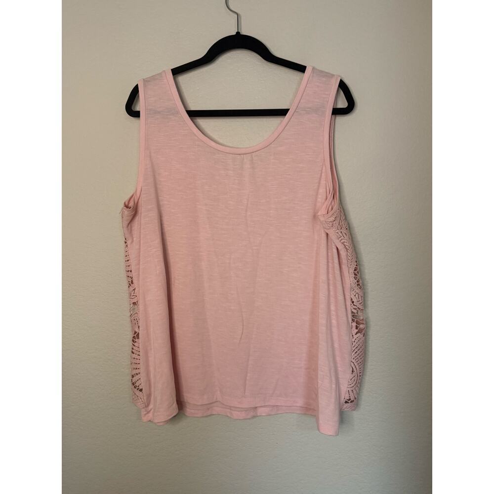 Lane Bryant Women’s Pink Lace Overlay Sleeveless Blouse Plus Size 18 20 - Picture 4 of 6